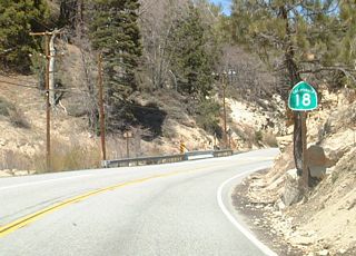 View of the next California 18 reassurance shield after the previous photobox, during a sunnier day.
