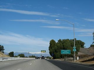 A California 23 north reassurance shield is posted after the on-ramps from U.S. 101 and Hillcrest Drive merge onto the nascent freeway.