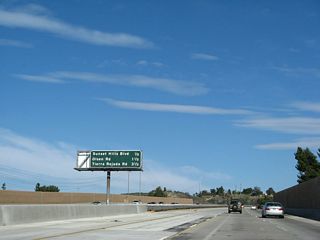 This interchange sequence sign provides the distance to the next three exits along California 23 (Moorpark Freeway) north: Exit 16, Sunset Hills Boulevard; Exit 17, Olsen Road; and Exit 19, Tierra Rejada Road.