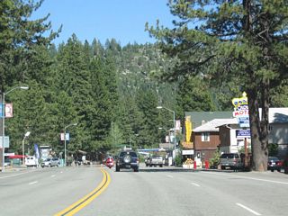Most services can be found in Kings Beach, including gas, food, and lodging. Due to its location on the north shore of Lake Tahoe, Kings Beach offers vacation rentals and motel lodging.