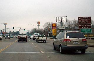 Westbound California 36 approaches Interstate 5 in Red Bluff, just west of its junction with California 99. Turn left here for the salmon viewing area.