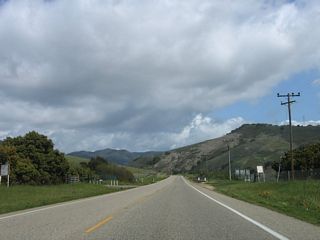 Gaining elevation onto the Santa Lucia Range, the initial stretch of eastbound SR 41 (E.G. Lewis Highway) runs across rolling hills and serves local farms and ranches along the way.
