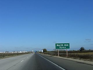 The first exit on California 41 (Yosemite Freeway) is Exit 124, North Avenue (one-half mile; full diamond interchange).