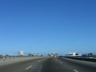 After traffic from California 99 north merges onto California 41 north, the freeway expands to three northbound lanes.