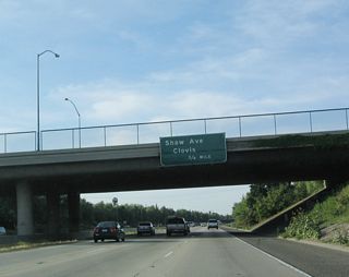 The next interchange along California 41 (Yosemite Freeway) is Exit 132, Shaw Avenue (former California 168). Use Shaw Avenue east to California State University at Fresno and Clovis.
