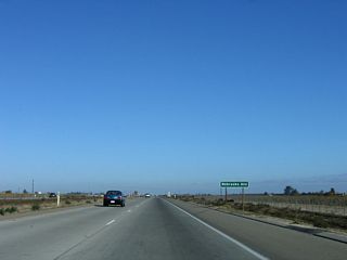 The next two signed intersections along California 41 (Yosemite Freeway) north are with Nebraska Avenue (one mile north of Mountain View Avenue) and Floral Avenue (two miles north of Mountain View Avenue). Both Nebraska Avenue and Floral Avenue travel east to Selma on the California 99 corridor.