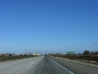The next intersection along California 41 (Yosemite Freeway) north is with Central Avenue (Exit 123).