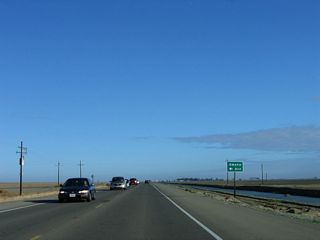 Omaha Avenue travels west to Murray.