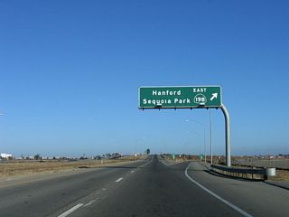Passing south of Lemoore, SR 198 travels east along a freeway to the Kings County seat of Hanford.