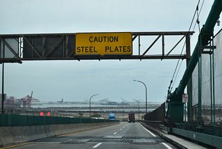 Despite its freeway status, the Vincent Thomas Bridge is too narrow to be Interstate-standard.