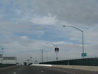 An unnumbered exit follows from SR 47 (Ocean Boulevard) west to Terminal Way to Berths 301-305 and Navy Way to Berths 401-406.