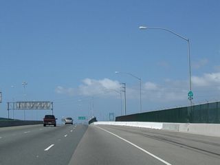 The Port of Long Beach cedes responsibility for SR 47 to the city of Los Angeles as Ocean Boulevard ends and Seaside Avenue begins.