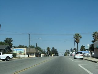 Sixth Street (old U.S. 60-70-99) proceeds east through the city of Beaumont.