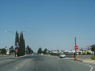 Sixth Street (old U.S. 60-70-99) leaves Downtown Beaumont and proceeds east past Xenia Avenue.