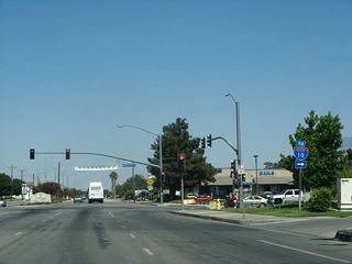Sixth Street (old U.S. 60-70-99) east at Highland Springs Avenue. Highland Springs Avenue links with I-10 nearby east to Palm Springs, Indio, and Phoenix and west to San Bernardino, Riverside, Pomona, and Los Angeles. Sixth Street leaves Beaumont and enters the city of Banning at this point.