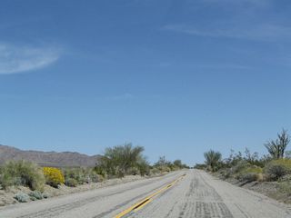 Box Canyon Road east of Buried Mountain and north of the Orocopia Mountains.