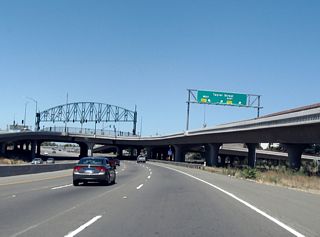 View of the Exit 7 (Taylor Street) interchange from California 87 north.