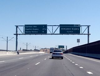 Sign changes made in 2007 for Exit 3 B replaced the interchange sequence sign and added an overhead for Almaden Expressway.