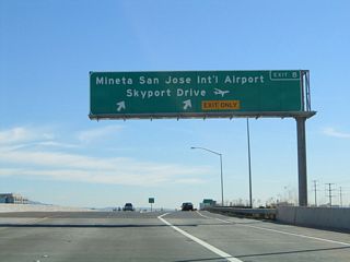 Southbound California 87 (Guadalupe Parkway) reaches Exit 8, Skyport Drive and Airport Parkway to the Norman Y. Mineta International Airport.