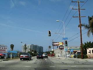 Westbound California 90/Marina Expressway meets Mindanao Way at this traffic signal.