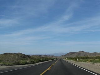 Continiuing between the Chemehuevi Mountains and Sacramento Mountains, U.S. 95 gradually descends toward the Mohave Valley and Needles.