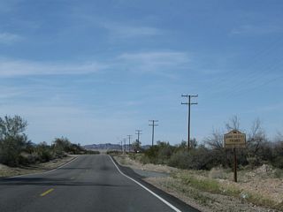 Near Pheasant Lane is this historical marker for Giant Desert Figures (Blythe Intaglios) along northbound U.S. 95.