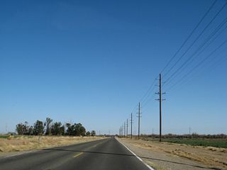The All-American Canal comes into view (protected by a levee, so the water is not visible from the highway), and California 98 turns a bit to the northeast at this point to parallel the canal.