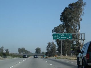 Northbound California 99 (Golden State Highway) meets Exit 18, California 119 (Taft Highway), which leads west from here into Pumpkin Center, then southwest to end at California 33 in Taft. This interchange also serves Taft Highway (Old U.S. 399) east to Union Avenue (California 99 Business and Old U.S. 99), where it changes names to Panama Road east en route to Lamont.