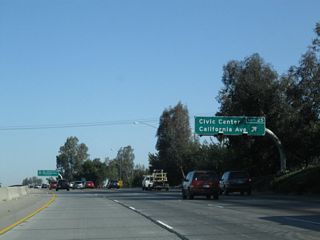 Northbound California 99 (Golden State Highway) meets Exit 25, California Avenue east to the Bakersfield Civic Center. California Avenue will travel east into downtown Bakersfield, serving the Civic Center via northbound Chester Avenue. Most of downtown is situated along Truxtun Avenue between Chester Avenue and California 204/Union Avenue, which is Historic U.S. 99-399 and is also designated as California 99 Business. Once the connection to Truxtun Avenue is completed, one may access the Westside Parkway via California Avenue east, Oak Street north, and Truxtun Avenue west.