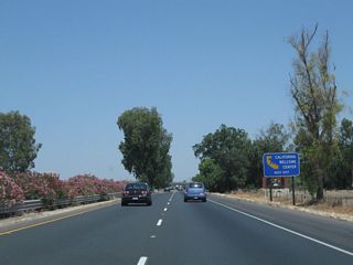 Another advance sign is posted for the California Welcome Center at the International Agri-Center in Tulare. Use Exit 83, Avenue 200 and follow the signs to the Agri-Center.