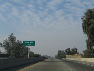 The next exit along California 99 north is Exit 140, Shaw Avenue (one mile). Due to freeway expansion work, this sign was removed by 2011.