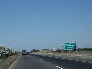 Avenue 7 travels west to Ripperdan and Firebaugh (California 33) and east to Gregg (via Road 34 north) and California 41 (via a connection with Road 35 north and Avenue 9 east). Road 33 travels north to provide local/farm access. California 99 continues on a northwesterly trajectory.