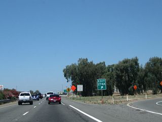 This is the gore point to Exit 274A, Crystal Way from California 99 north.