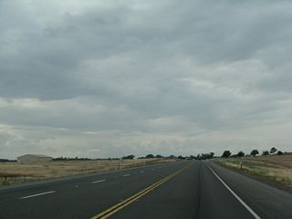 Soon thereafter, the southbound lanes have a passing lane.