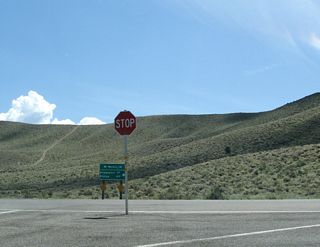At the intersection with U.S. 395 is a T-intersection with ramp to connect to U.S. 395 south (east) to Bridgeport (17 miles). U.S. 395 then continues south to Bishop and points south. Turn left for U.S. 395 north to Walker (14 miles), which has the nearest motorist services. U.S. 395 continues from there past Topaz Lake at the California-Nevada state line, then travels toward Gardnerville, Minden, Carson City, and Reno-Sparks.