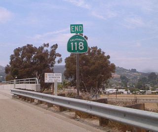 An end California 118 shield is posted after eastbound California 126, approaching the ramp to westbound California 126.