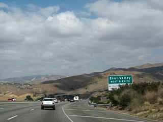 The next eight exits along California 118 west all serve the city of Simi Valley.