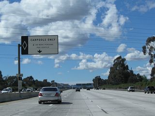 A carpool lane (HOV lane) begins in the left lane of California 118 (Simi Valley / Ronald Reagan Freeway) between Interstate 5 and Interstate 405.