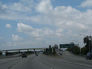 Once on the transition ramp to Exit 44A, the left two lanes link to Interstate 5 (Golden State Freeway) south to downtown Los Angeles, while the right lane connects to Interstate 5 (Golden State Freeway) north to Sacramento. There is no direct access from California 118 west to Interstate 405 north, so use Exit 44A for any connections to destinations via Interstate 5 north or Interstate 405 north.