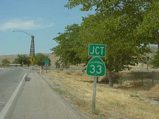 California 119 west ends at California 33 in Taft. Prior to 1964, U.S. 399 turned south along today's California 33 toward Ventura.