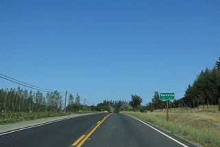 State Route 128 east and enters the unincorporated community of Yorkville around post mile 40.50. Photostaken 07/05/13.