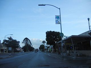 Another California 135 shield is posted at Jones Street.