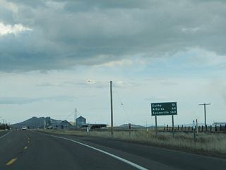 This mileage sign on California 139 south provides the distance to Canby (51 miles), Alturas (68 miles), and Susanville (140 miles).