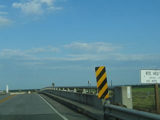 The Route 140/5 separation structure carries California 140 over Interstate 5/Westside Freeway.