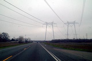 Looking back to 2003 before the expressway was completed, California 149 passed under the Pacific Gas & Electric 500kV power transmission facilities as seen on this picture along southbound. The power tower on the left was dismantled and replaced to make way for the southbound lanes when the expressway was built in 2008.