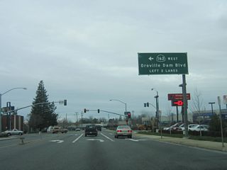 Entering the city of Oroville, California 162 will split from Olive Highway and turn onto Oroville Dam Boulevard.