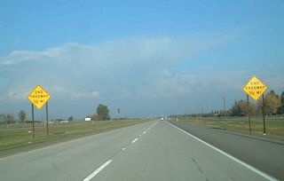 The final interchange along eastbound California 168 (Sierra Freeway) is Exit 10, Tollhouse Road and the end of the freeway, one-half mile.