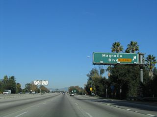 Northbound California 170 (Hollywood Freeway) reaches Exit 6, Magnolia Boulevard/North Hollywood.