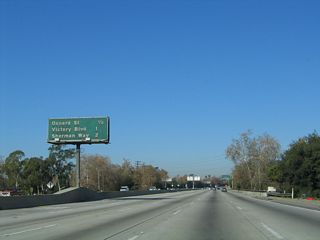 This mileage sign along northbound California 170 provides the distance to the next three exits: Exit 8A, Oxnard Street; Exit 8B, Victory Boulevard; and Exit 9, Sherman Way.