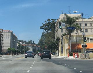 At the intersection with Franklin Avenue, turn right to U.S. 101 (Hollywood Freeway) south or continue straight to follow California 170 (Highland Avenue) north to the Hollywood Freeway north.